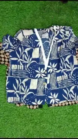 Beautiful Top Shirts / Hawaiian Shirt