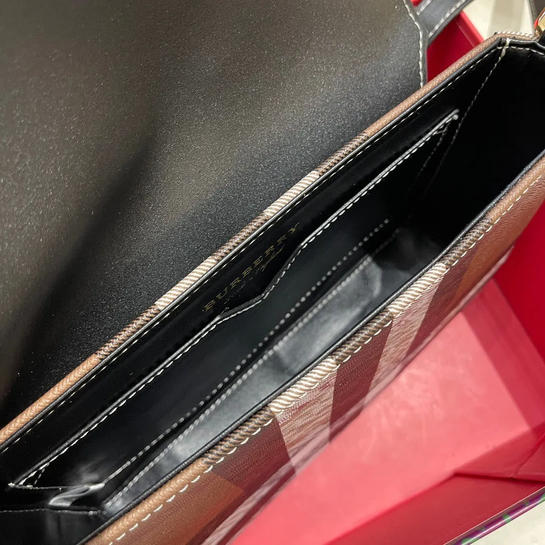 BUR110 Check and Leather Catherine Shoulder Bag / 9.5 x 2.2 x 6.9in