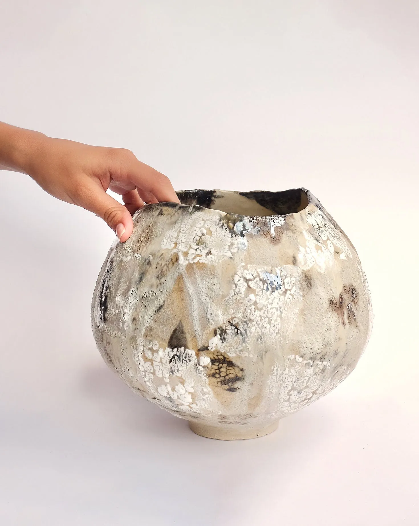 Checkers Crawl Moonjar Vase