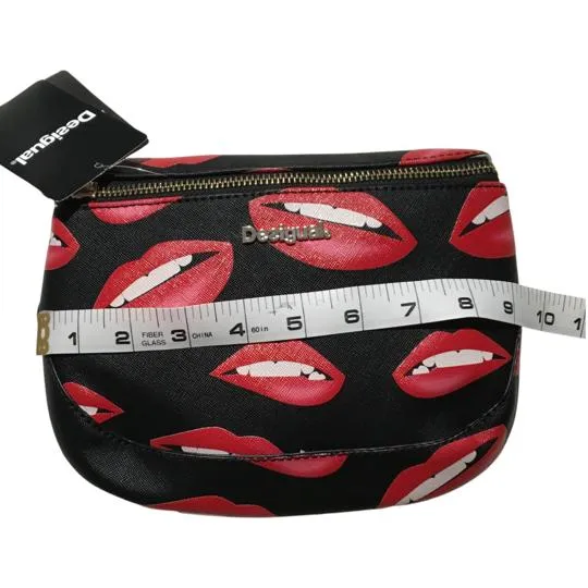 Desigual Lips Kuala Printed Lips Belt Bag