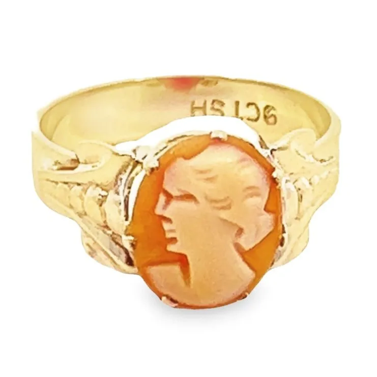 Exquisite 9ct Yellow Gold Cameo Ring - Delicate and Detailed