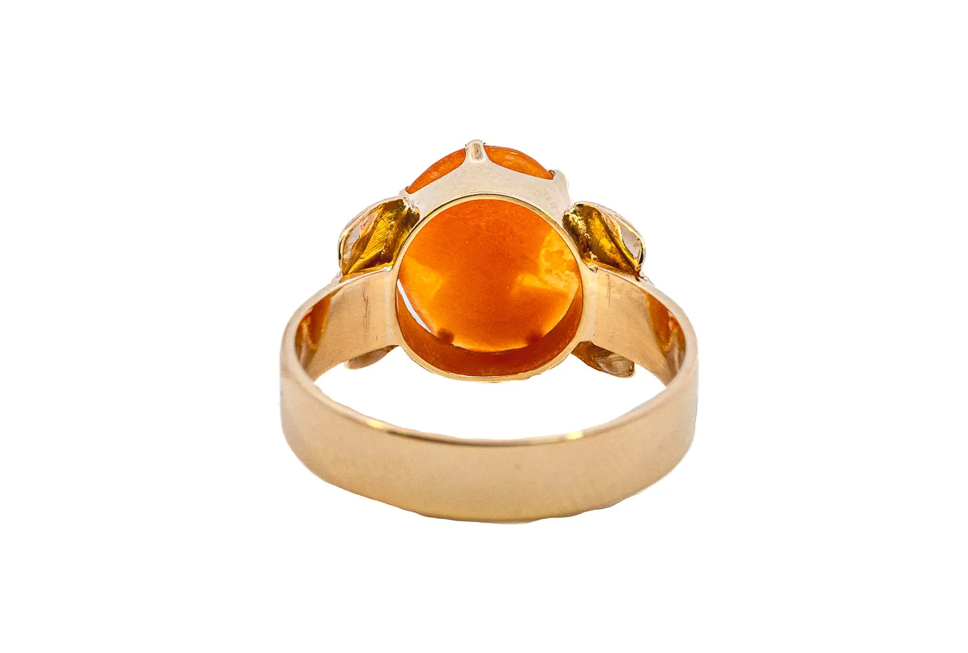 Exquisite 9ct Yellow Gold Cameo Ring - Delicate and Detailed