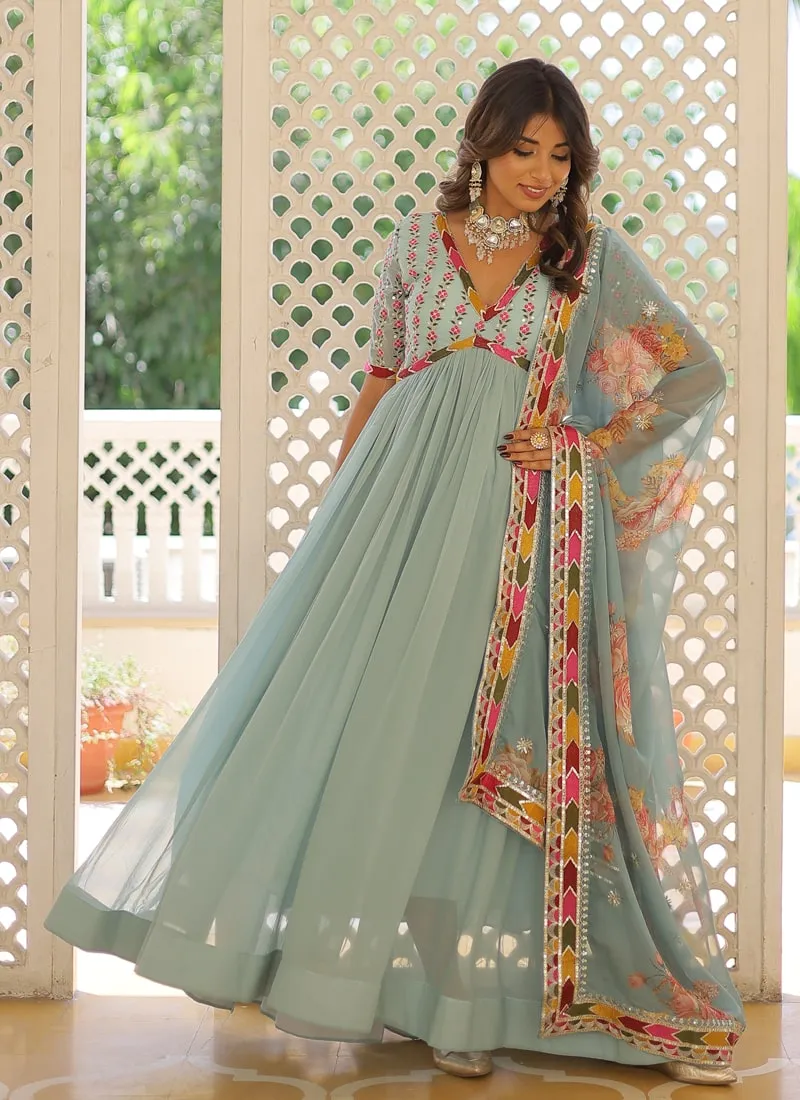 Exquisite Anarkali Suit Modern Elegance
