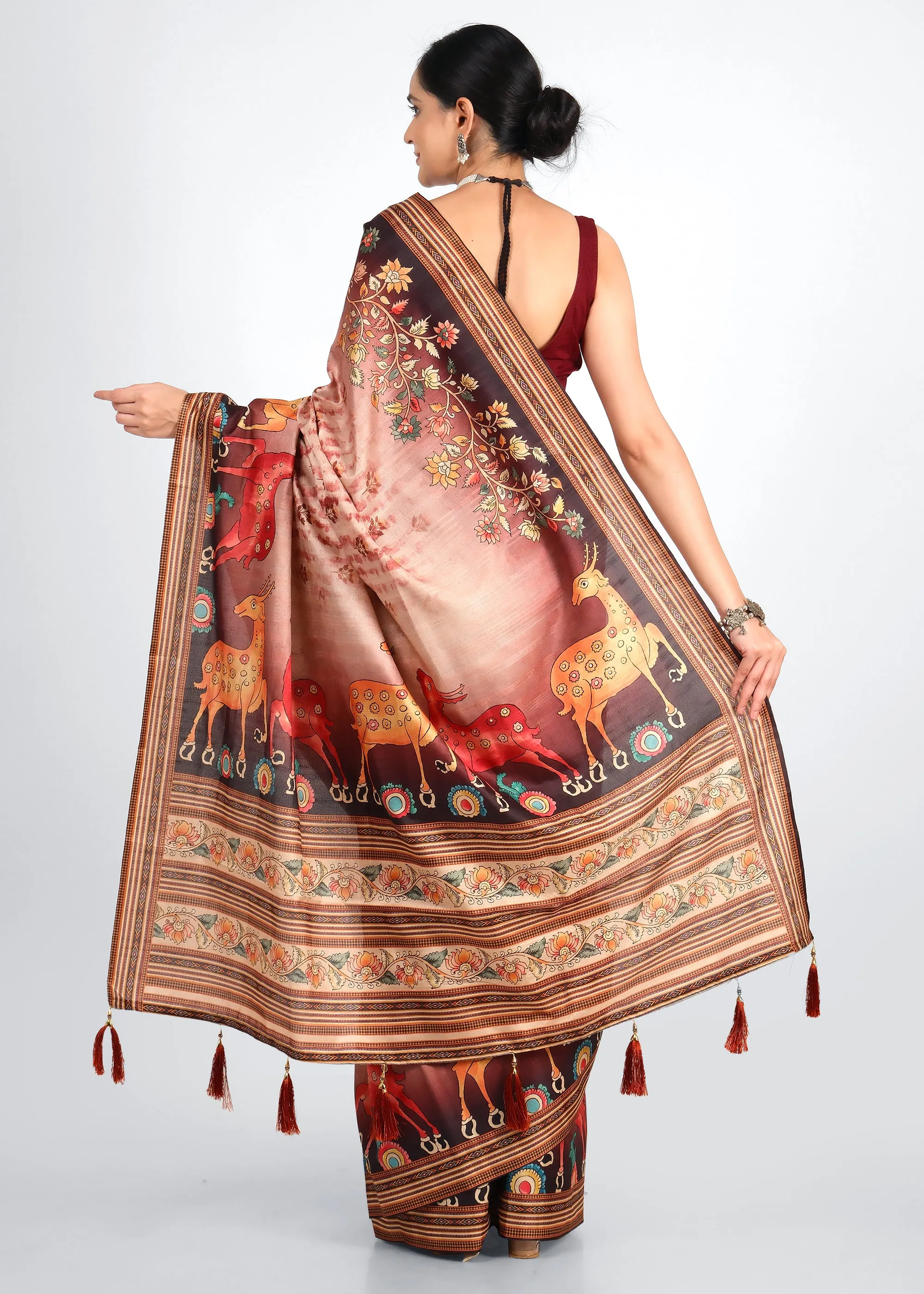 Exquisite Beige Silk Saree with Vibrant Animal Motifs