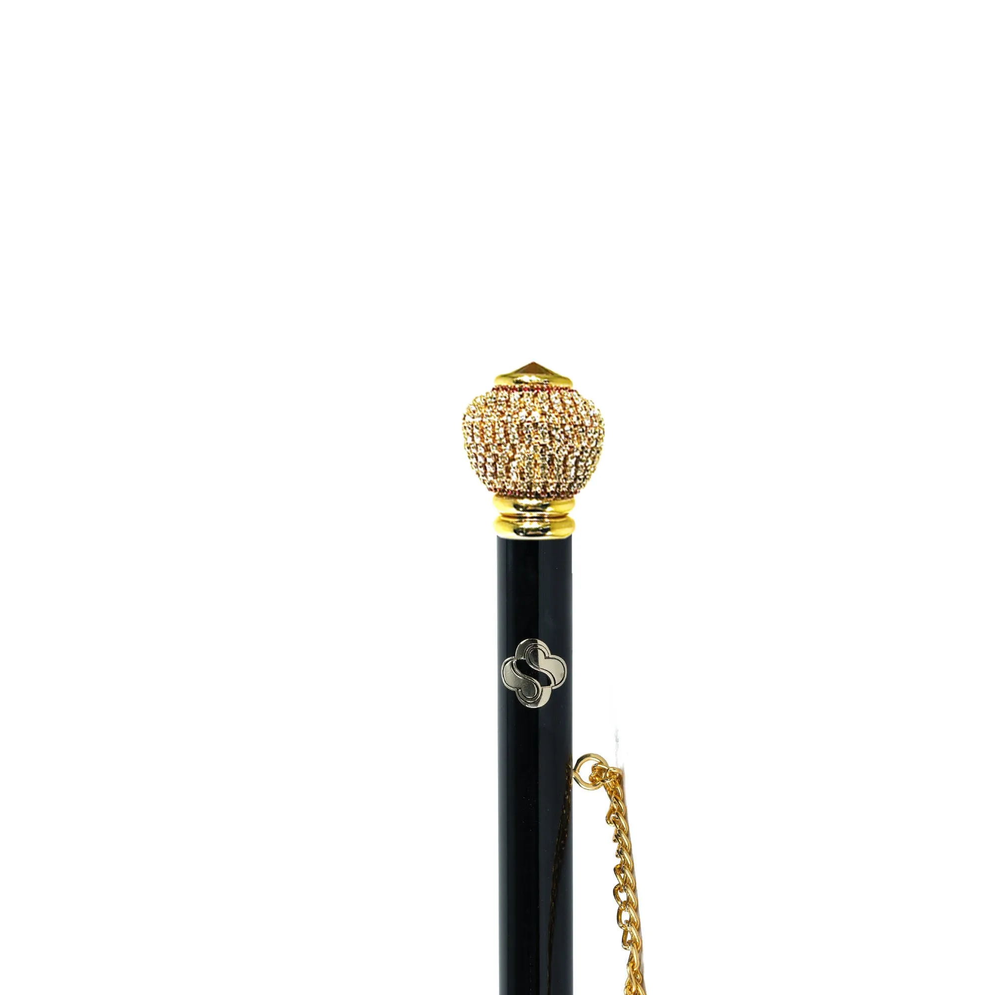 Exquisite Embellishments: 24K Gold-Plated Crystal Shoehorn