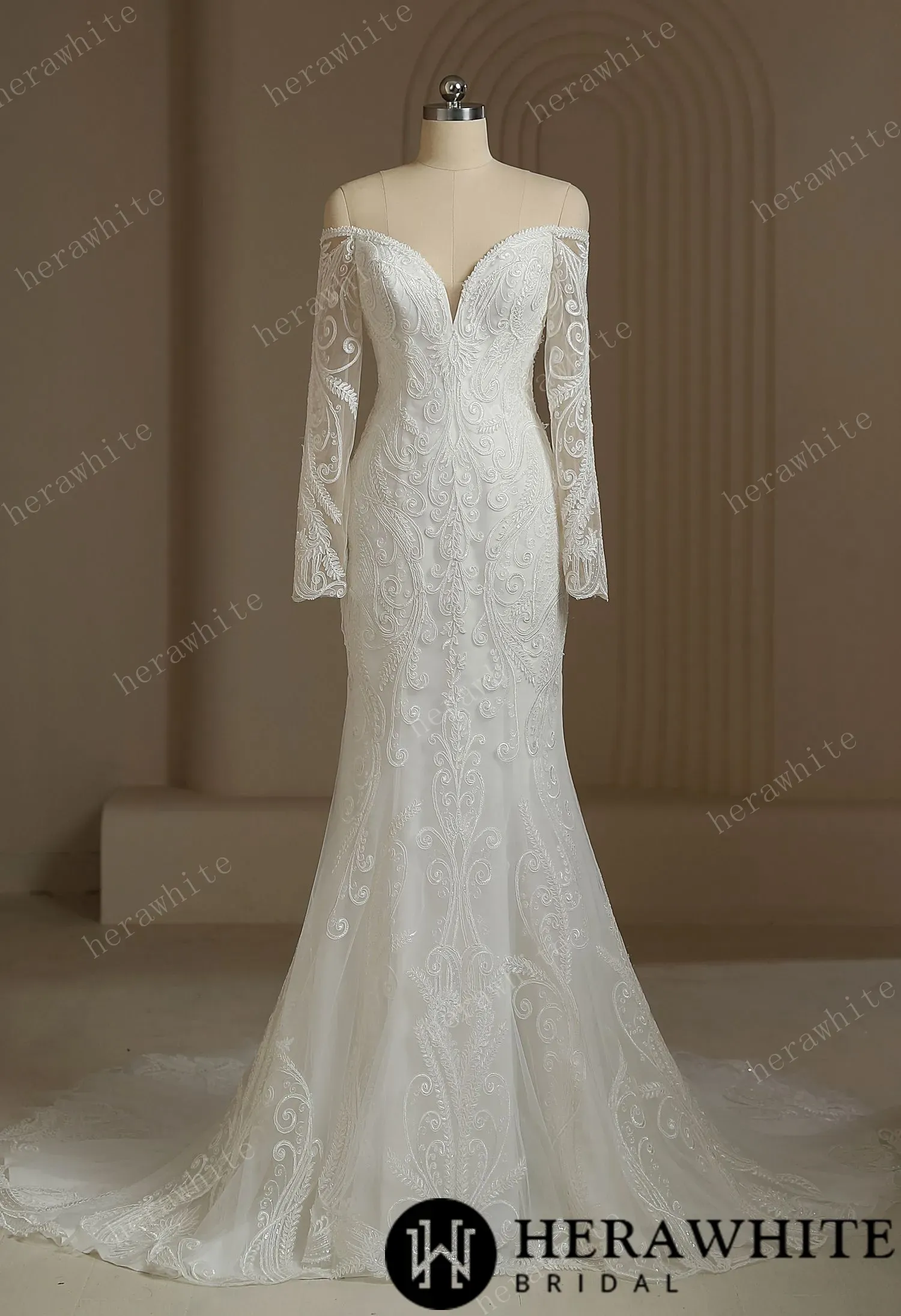 Exquisite Lace Mermaid Wedding Dress With Detached Train