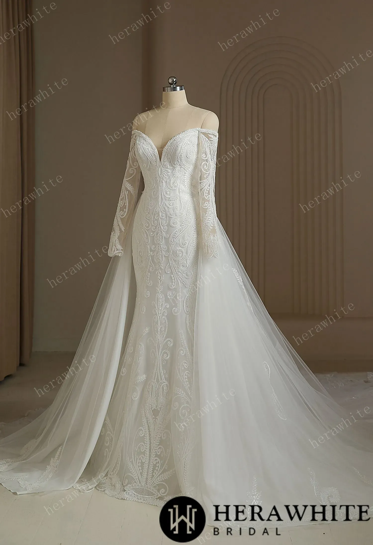 Exquisite Lace Mermaid Wedding Dress With Detached Train