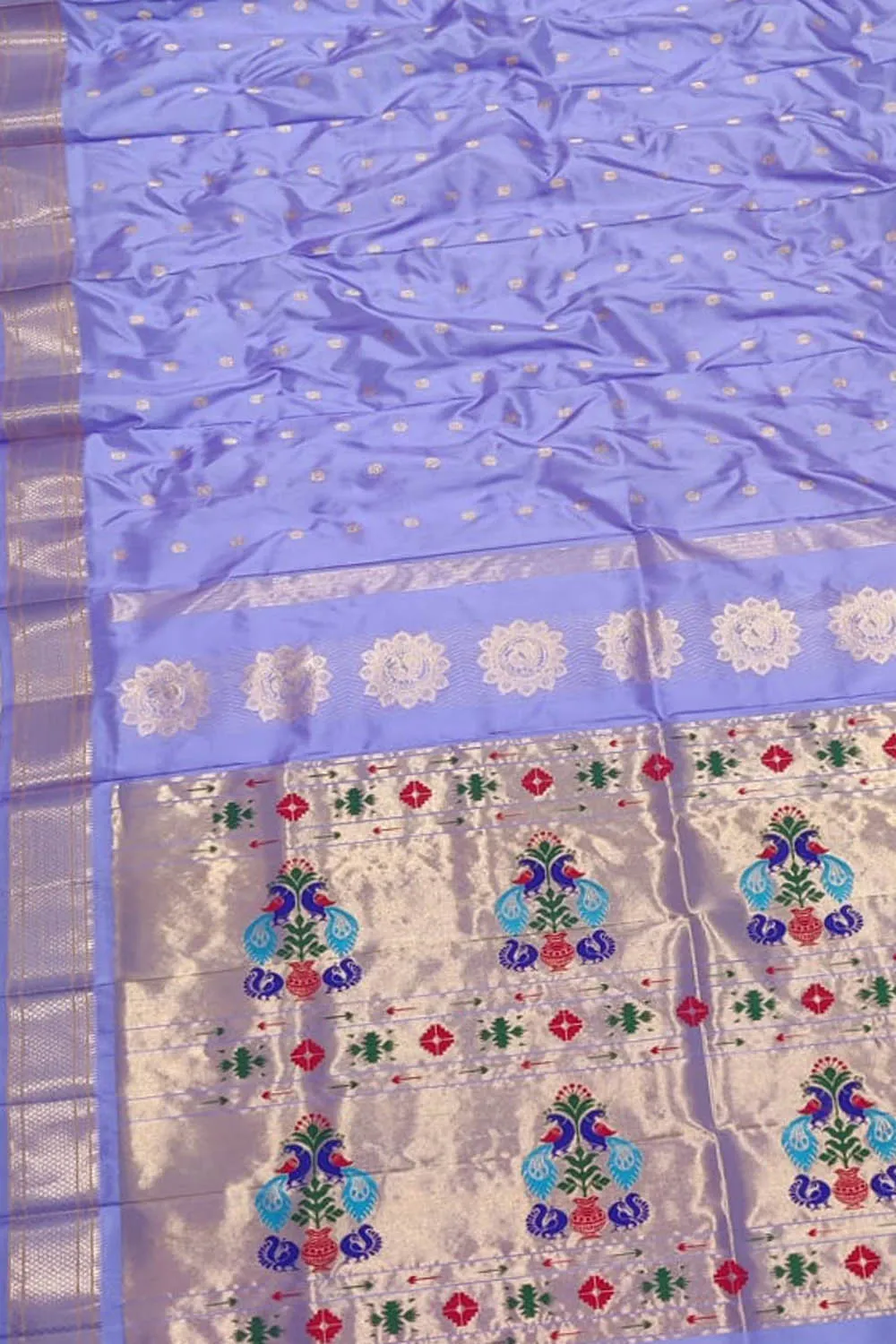 Exquisite Purple Paithani Handloom Silk Saree