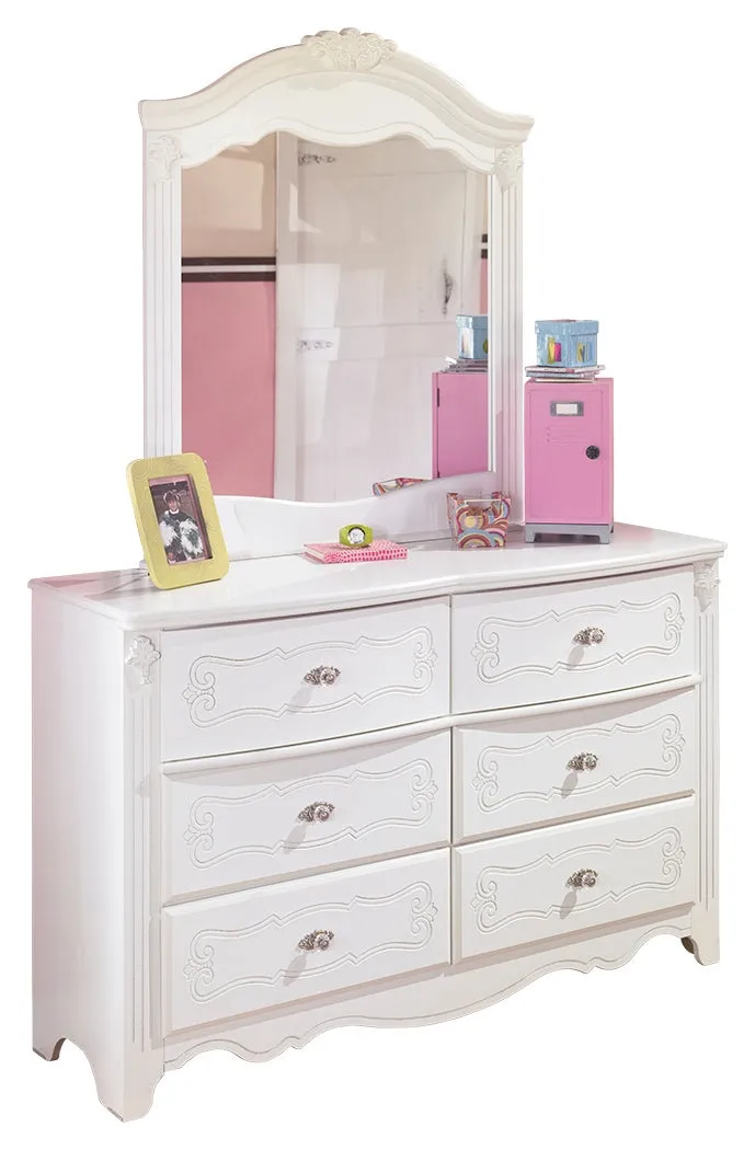 Exquisite Signature Design by Ashley Dresser