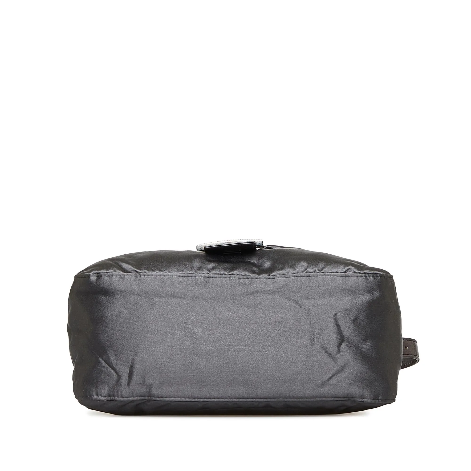 Fendi Mamma Forever Shoulder bag (SHG-OkNV3Z)