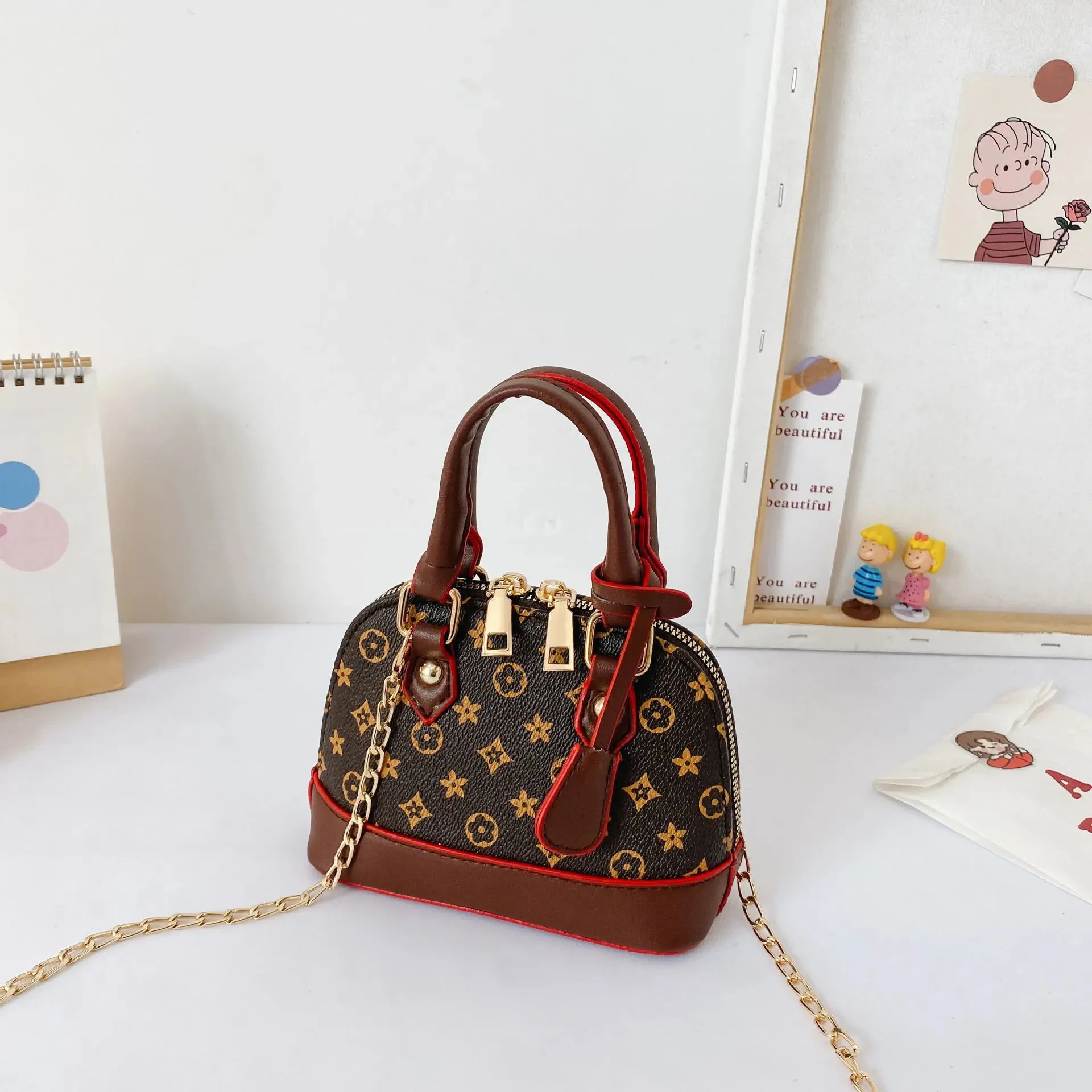 Kids Girls Fashion Handbag PU Leather Purse Chain Shell Bag Brand Crossbody Fanny Pack Shoulder Bags Messenger Bags Princess Totes H22304