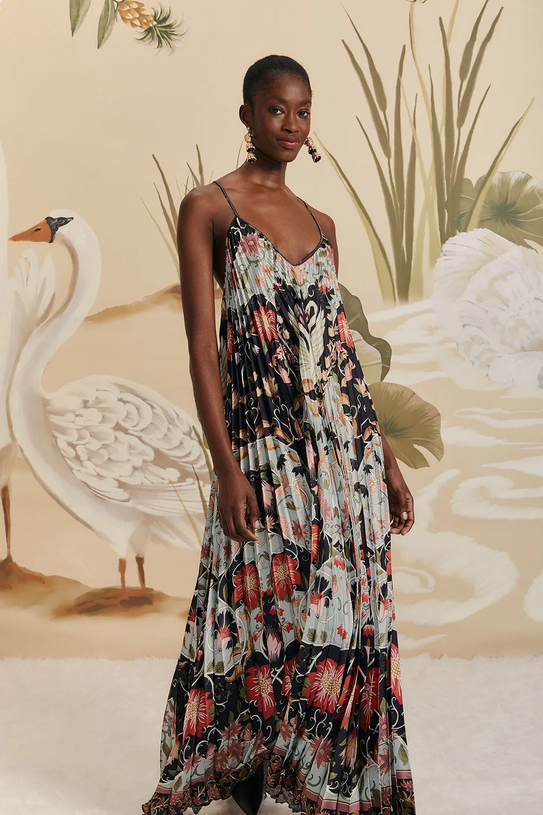 PLEATED SLEEVELESS MIDI DRESS