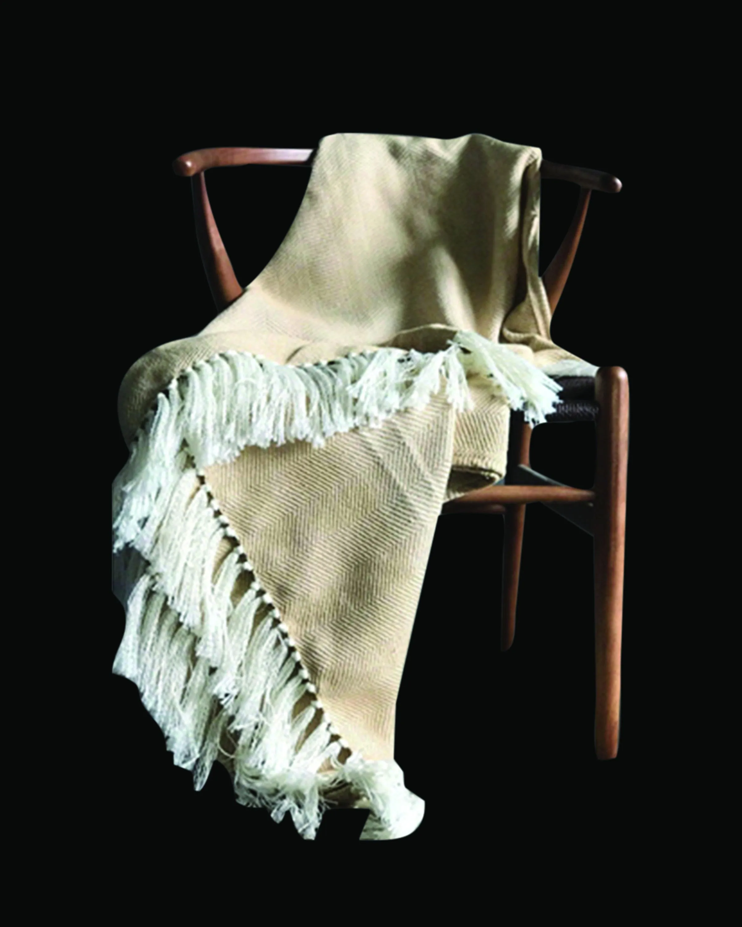 REVERIE BEAUTIFUL CREAM THROW & BLANKET
