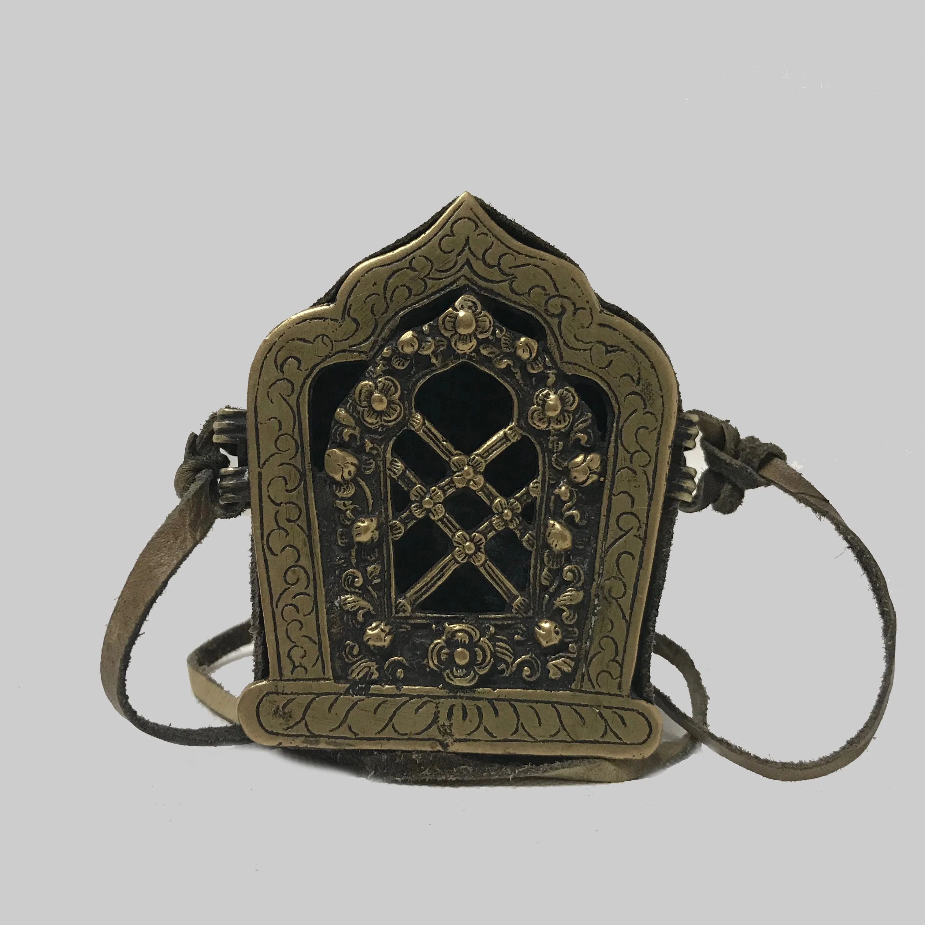 Small Tibetan exquisite antique Gao or prayer box