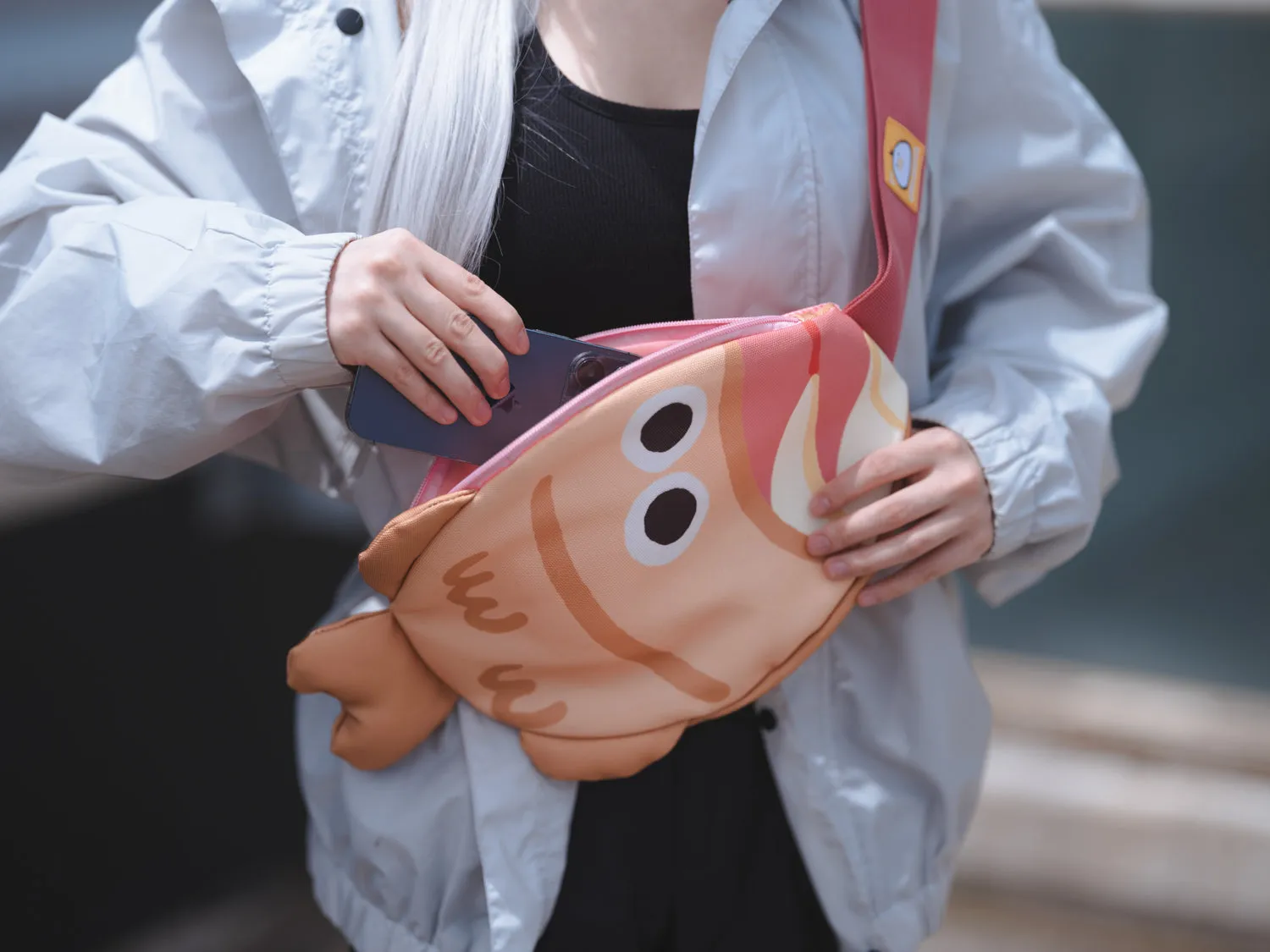 STRAWBERRY TAIYAKI crossbody bag