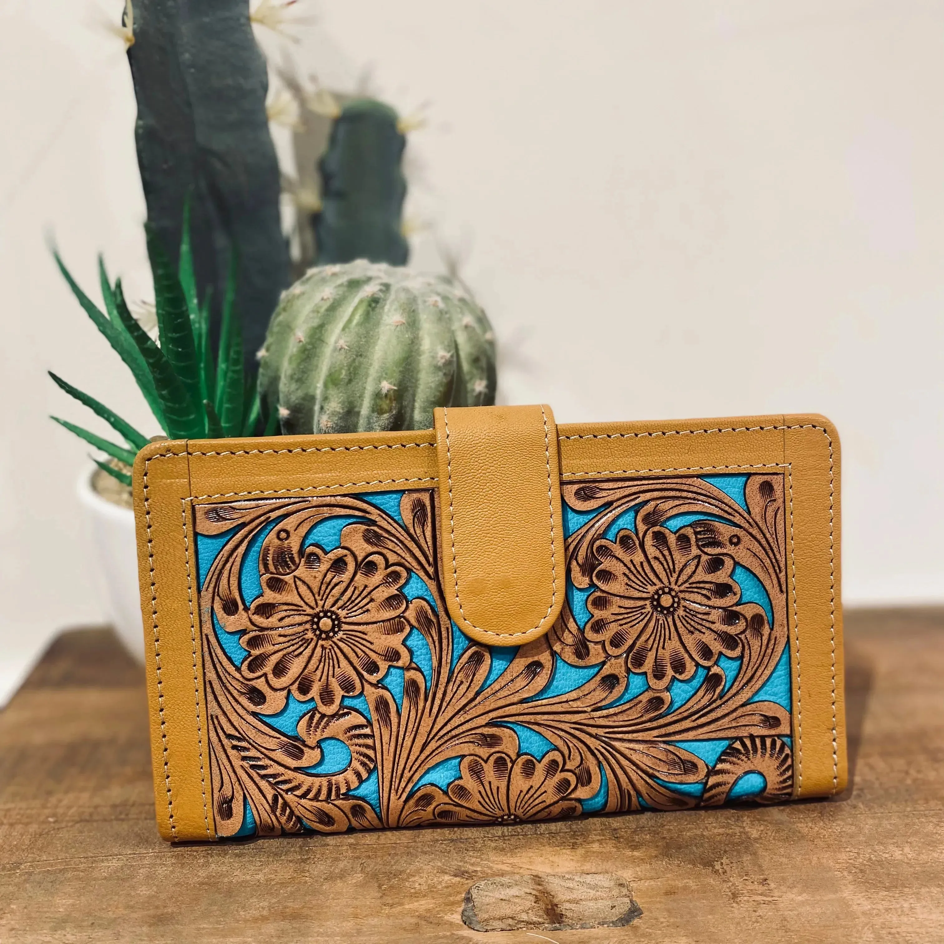 Tooled Leather detailed Wallet with clip #tlw